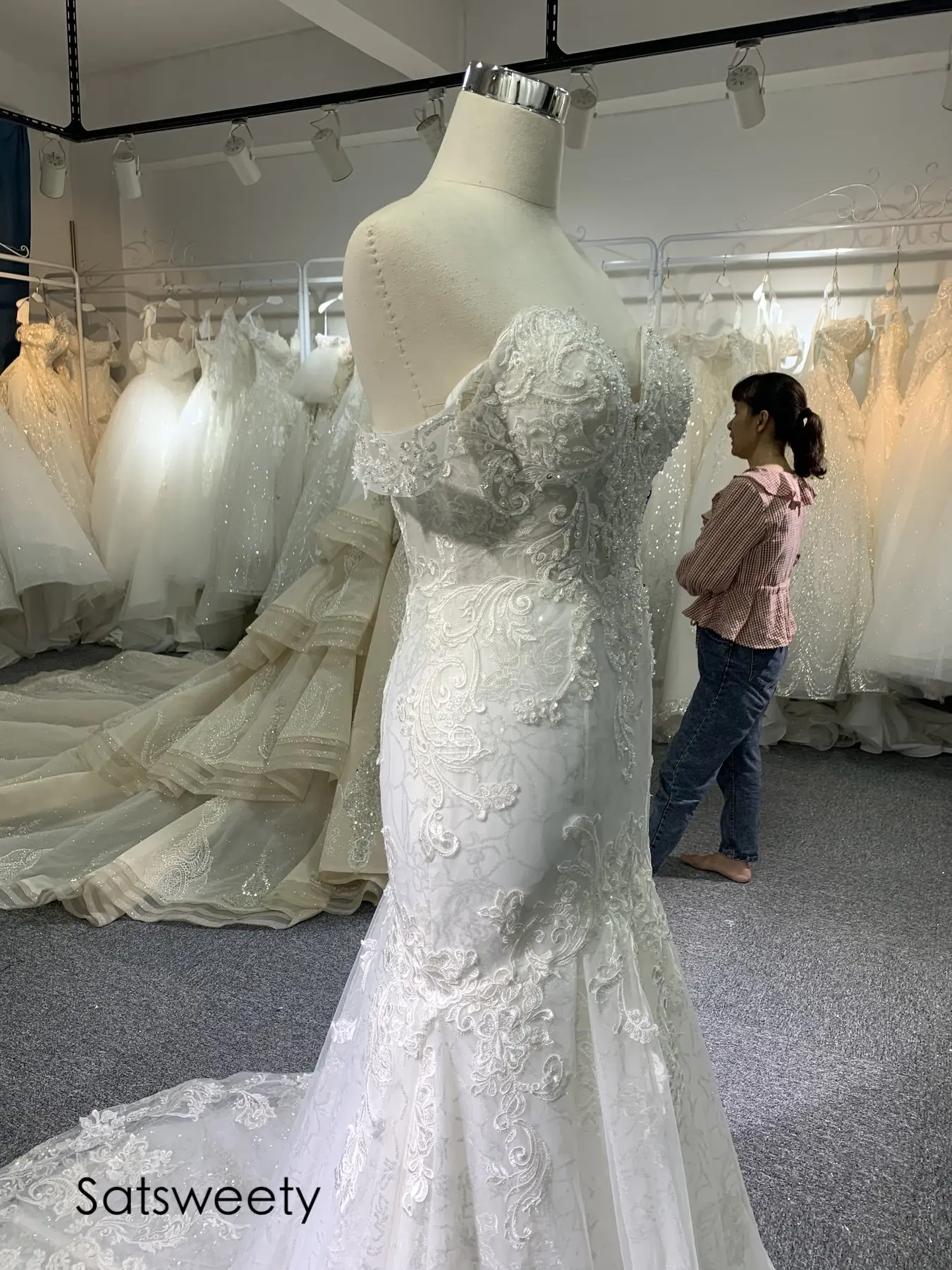 Vestido de novia con cuentas de lujo, traje de novia de sirena brillante, personalizado, con cola de campana, 2022