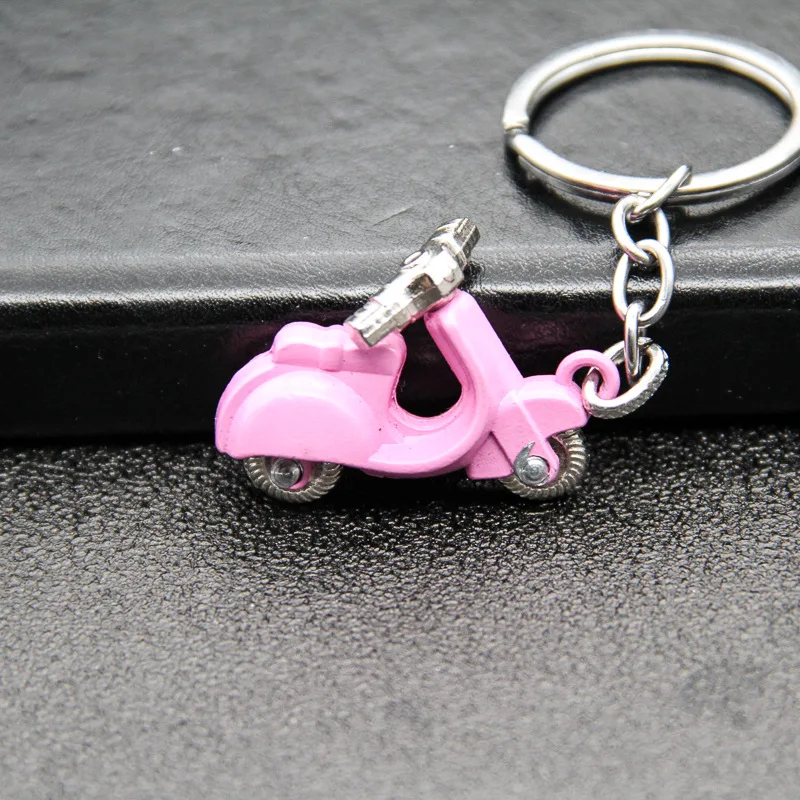 Creative Lady Motorcycle Keychain Stylish 3D Scooter Car Key Chains Classic Electric Keyring Pendant Women Gift