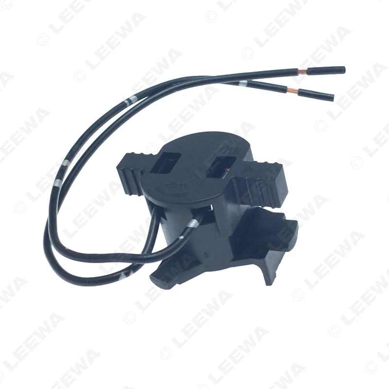 FEELDO 1pc Car Headlight Bulb Base Holder Wire Adapter For KIA H7 Halogen Lamp Socket Connector Base Wiring Harness #CA6405