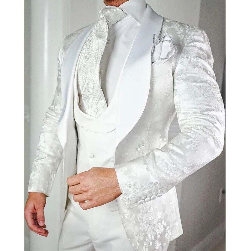 Esmoquin de boda Floral blanco para novio, trajes de hombre ajustados de 3 piezas con solapa de chal de satén, chaqueta de traje de moda masculina