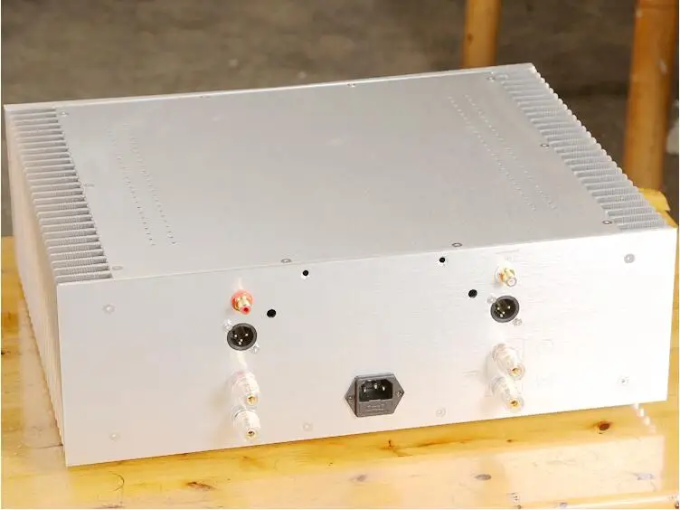 FM801วงจรคู่250W Luxury Post Stage เครื่องขยายเสียง