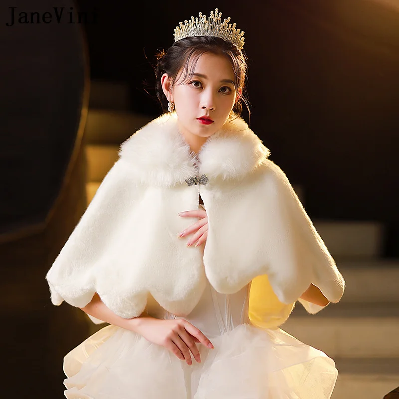 

JaneVini 2022 Beaded Bride Fur Bolero Jacket Womens Faux Fur Shawl Wraps Shrugs Etole Fourrure Winter Bridal Wedding Capes Cloak