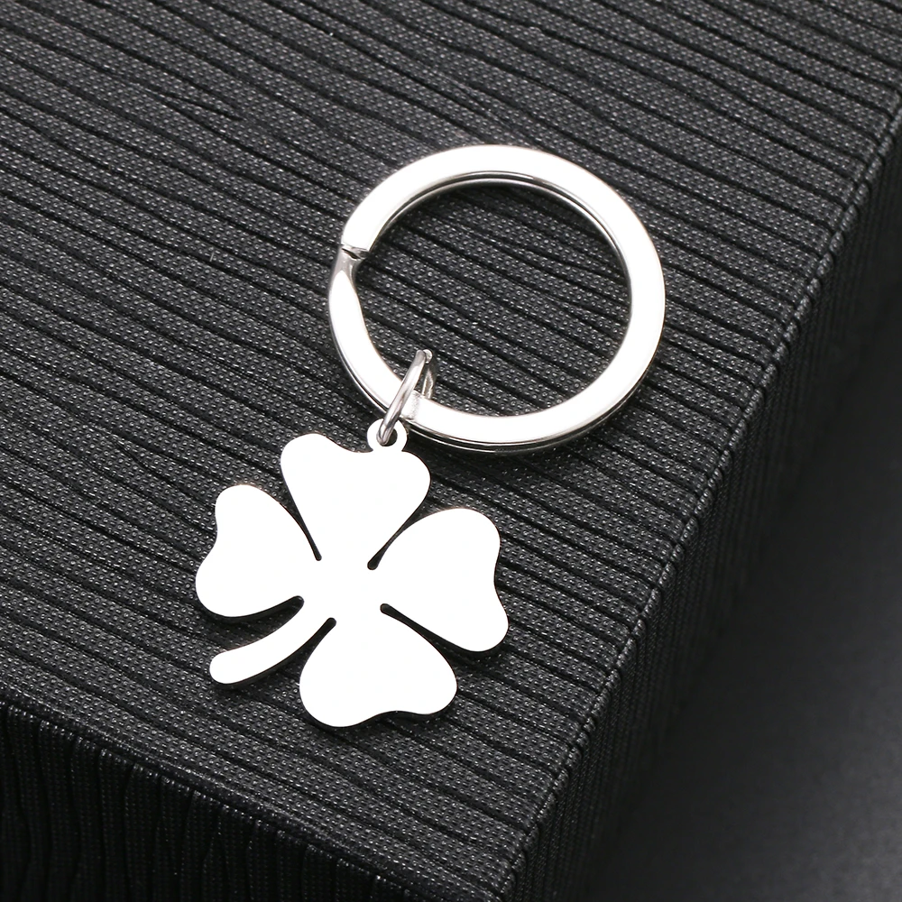 Stainless Steel Keychain Classic Clover Silver Color Fashion keychain for car keys Pendant For Women Man Jewelry Friends Gifts