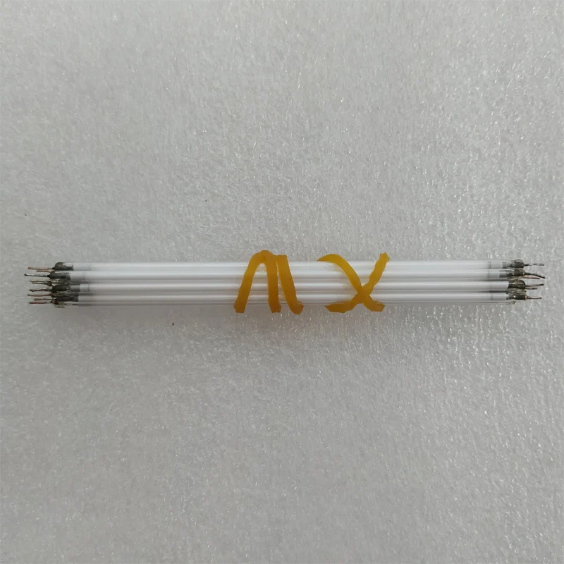 10 Teile/los 3 "2,0 MM * 80 MM 8 CM CCFL Lampe Code Kathode Fluoreszierende Hintergrundbeleuchtung für LCD Bildschirm