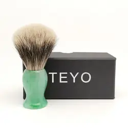 TEYO – brosse à barbe à deux bandes, pointe argentée, poils de blaireau fins avec manche en résine vert émeraude