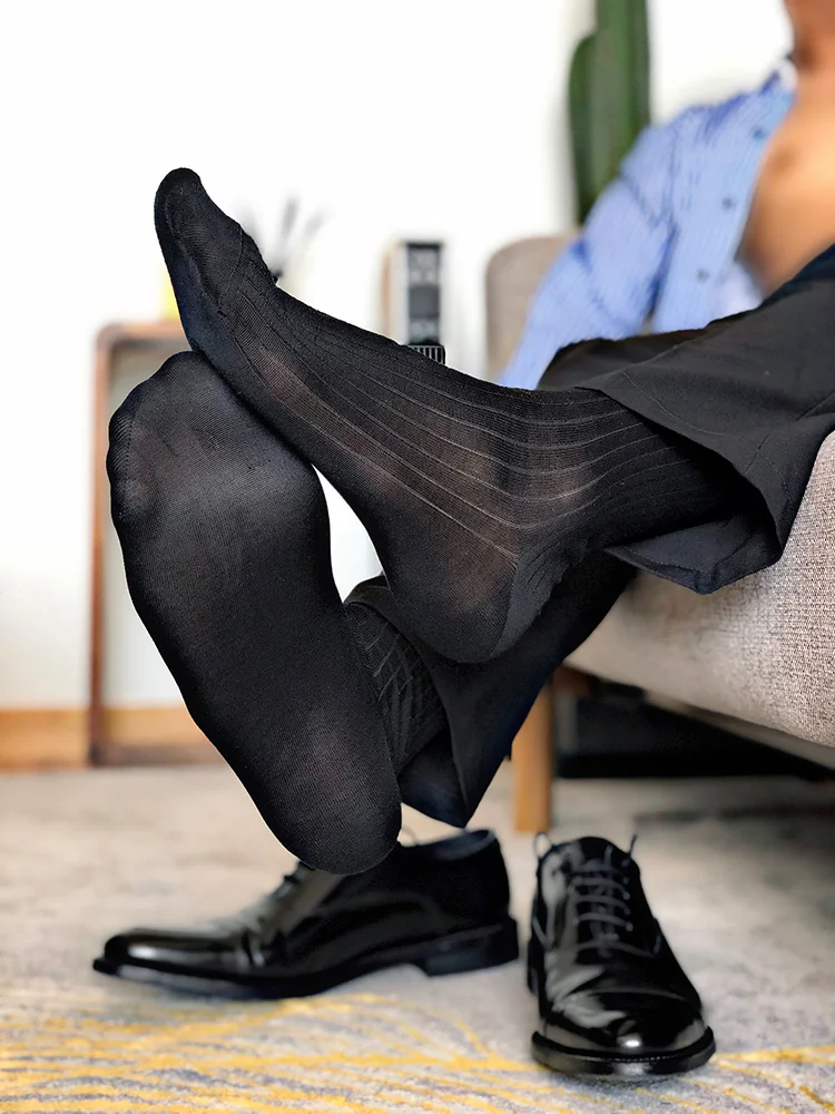 Men\'s Socks Mercerized Cotton Texture Dark Stripes Gentleman Dress Men with Medium Tube Cotton Socks Formal Dress Black Socks