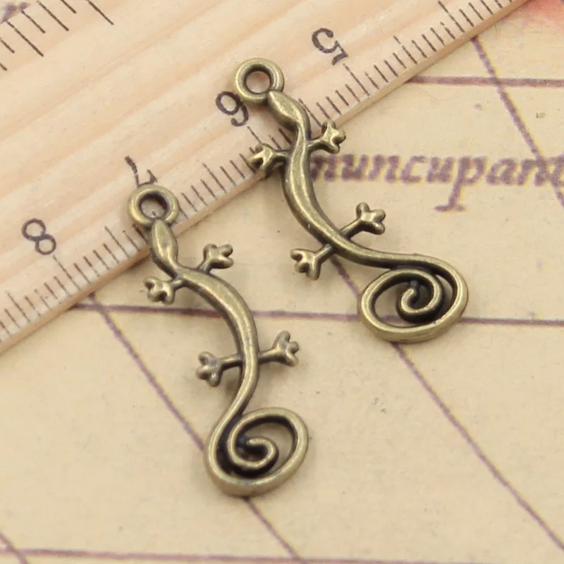 20pcs Charms Gecko House Lizard 29x11mm Tibetan Bronze Silver Color Pendants Antique Jewelry Making DIY Handmade Craft