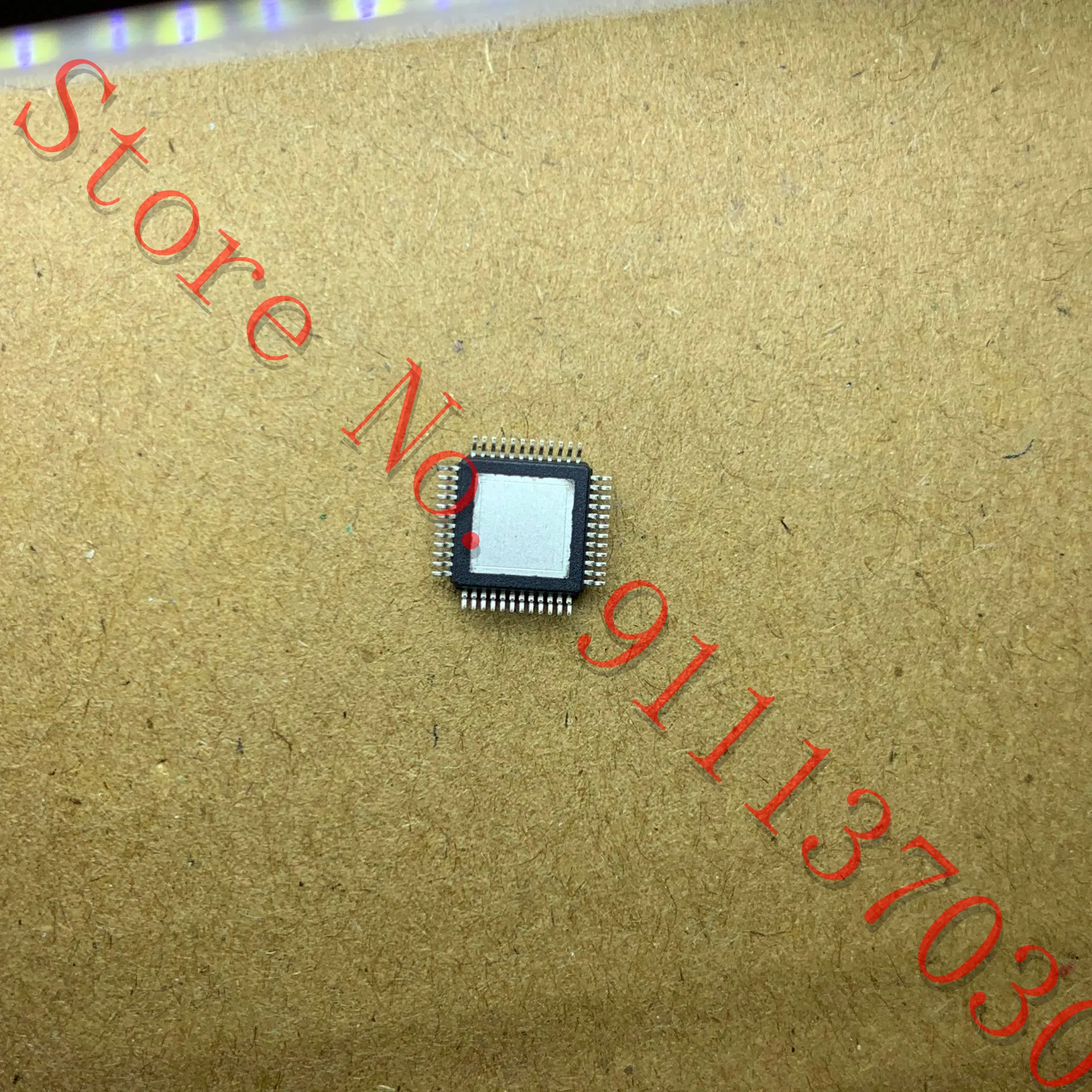 1шт AD82584D AD82584D-LG48NAR QFP