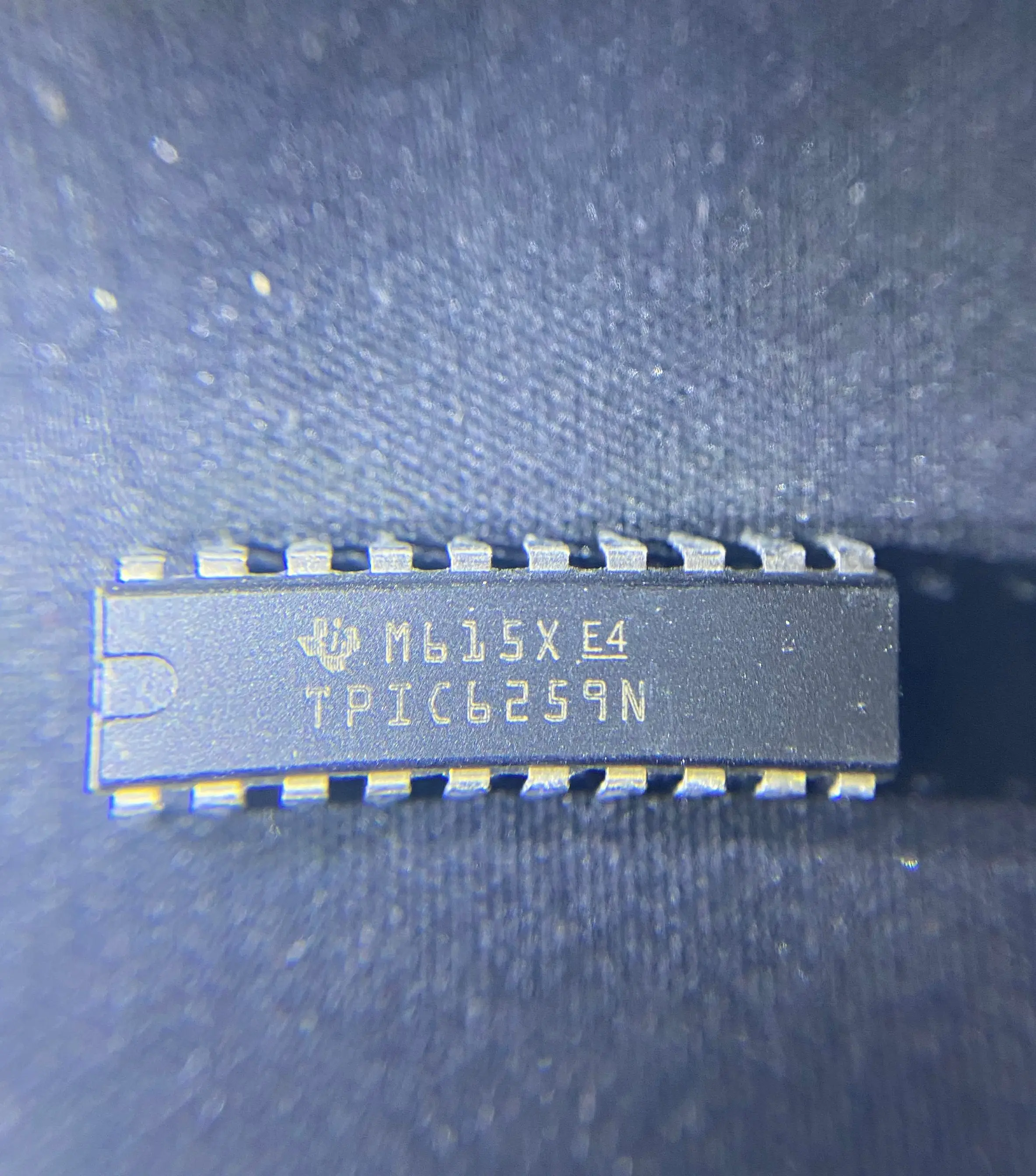 

10~20pcs/lot TPIC6259N TPIC6259 DIP-20 100% NEW Original free shipping