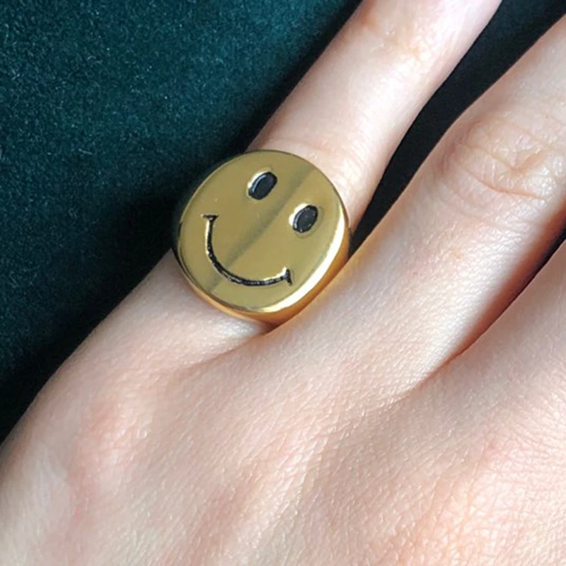 Smile happy face ring signet ring for women girls stainless steel chunky bold funny pinky creative unusual jewelry