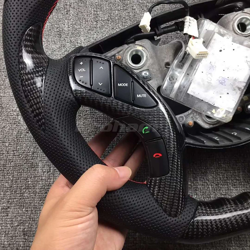 High Quality Carbon Fiber Leather Steering Wheel For Hyundai Verna Solaris Elantra Santana With Factory Price