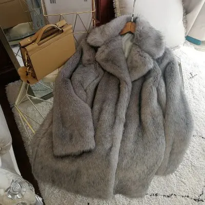 Top brand New Style 2020 High-end Fashion Women Faux Fur Coat S92  high quality