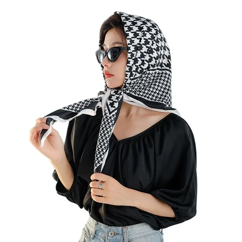 2023 Women Brand Designer Scarf Fashion Houndstooth Plaid Silk Scarves Square Small Handkerchief Neck Snood Bag Hijab 90*90Cm