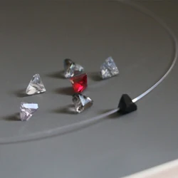 Simple Small Clear Color Red Acrylic Triangle Bead Choker Necklace Cute Transparent Fishing Line Chain Neck Clavicle Jewelry