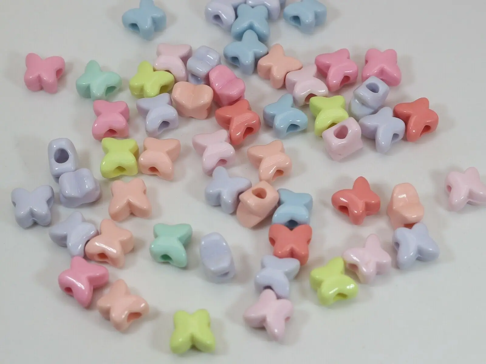 200 Mixed Pastel Color Acrylic Various Shape Pony Beads for Kids Kandi Craft