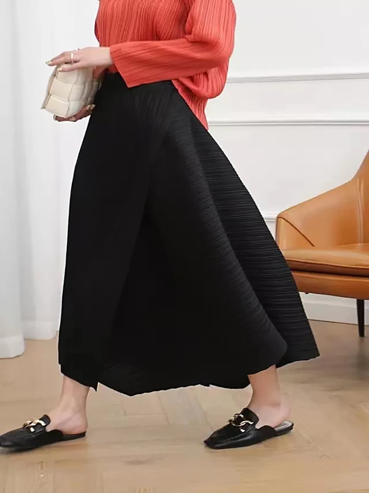 

Miyake Pleated 2021 Autumn New High Waist Loose Irregular Skirt Korean Black Khaki Short Skirt Women's Clothing.