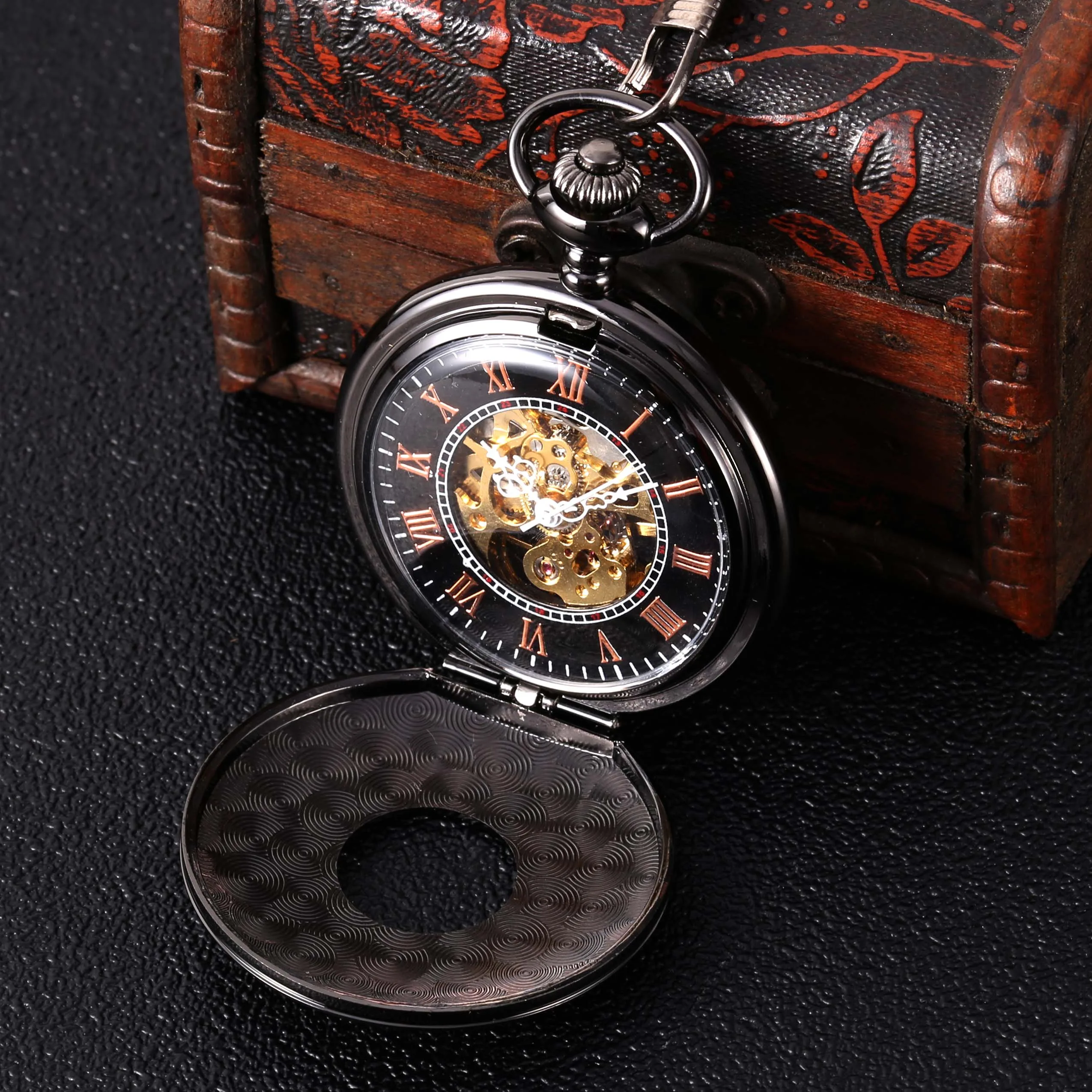 8919Black carved Roman gold scale retro large mechanical pocket watch Creative retro gift value exquisite pocket watch