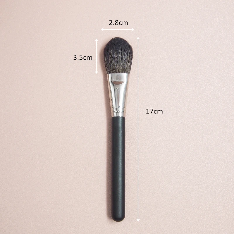 M127  Dual-Fibre Goat Hair and Synthetic Hair Soft Tongue Shape Precise Blusher Brush Highlighter Sculpting Makeup Brush