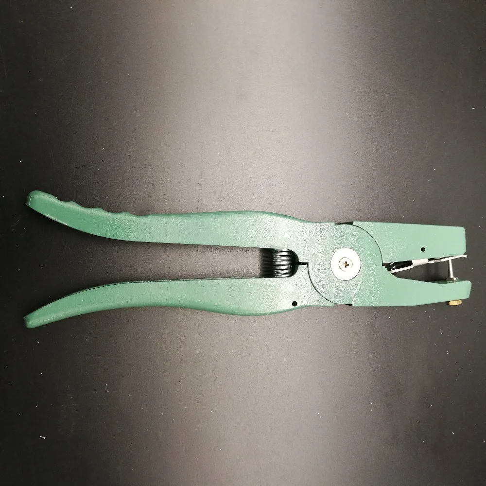 1PCS Export products green aluminum alloy ear tag pliers Pigs, cattle, sheep equipment veterinary