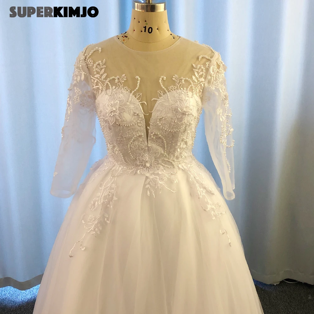 Vestidos de novia transparentes con cuello redondo, Apliques de encaje, flores hechas a mano, perlas, vestido de novia, 2020