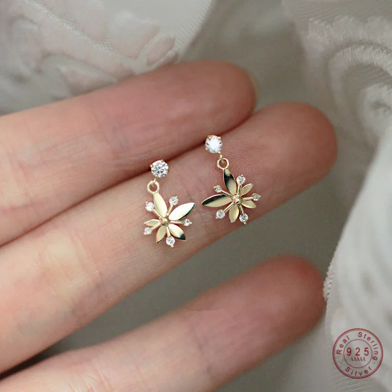 925 Sterling Silver European Style 14k Gold Plating Earrings Women Simple Small Fresh Flower Earrings Exquisite Fashion  Jewelry