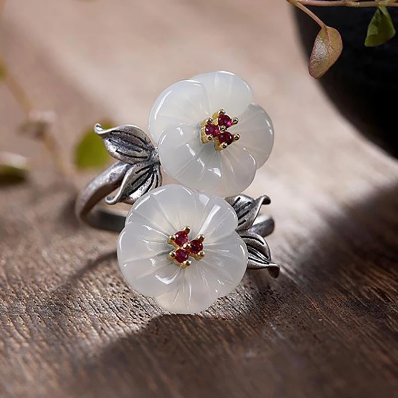 SNew silver inlaid Hetian jade ancient style flowers Chinese  retro fine craftsmanship high sense of charm ladies ring