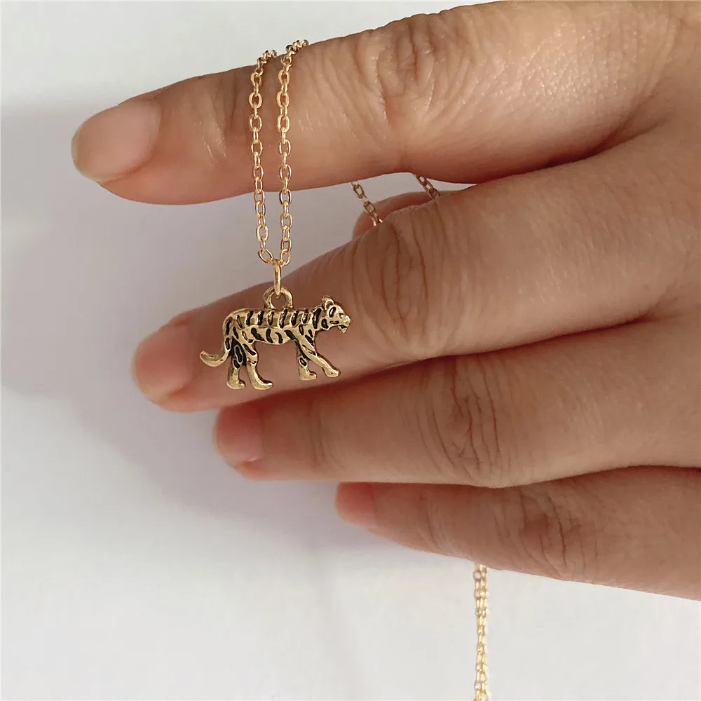 Feminist Antique Gold Color 3D Wild Tiger Animal Pendant Necklace For Women Girl Casual Sexy Chic Trendy Delicate Jewelry Access