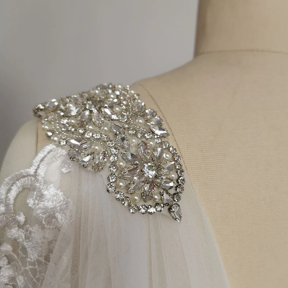 Shoulder Accessories for Wedding Cape. Please pay this link with your wedding cape together, we will add them to your cape