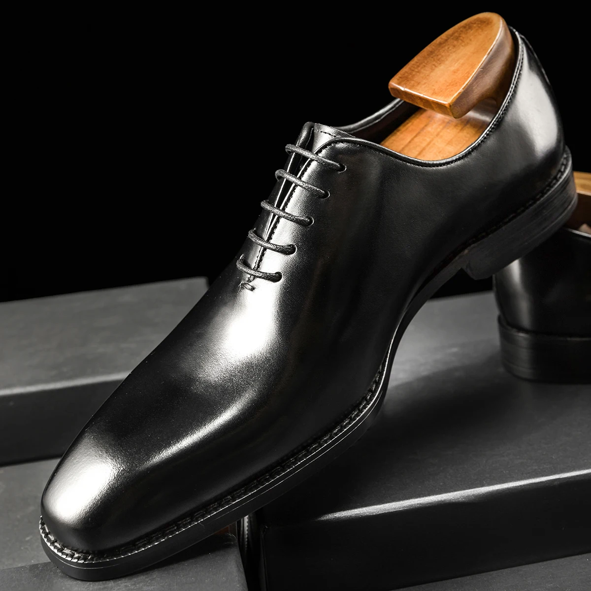 Hanmce Oxford Shoes Fashion Genuine Leather Breathable Patent  Shoes For Men