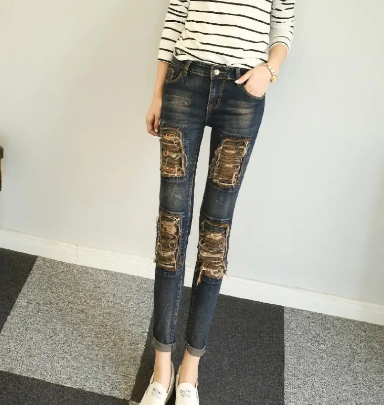 

Women's Korean Fashion vintage ripped hole Jeans Female Sexy Jeans Plus Size slim denim long pants TB511