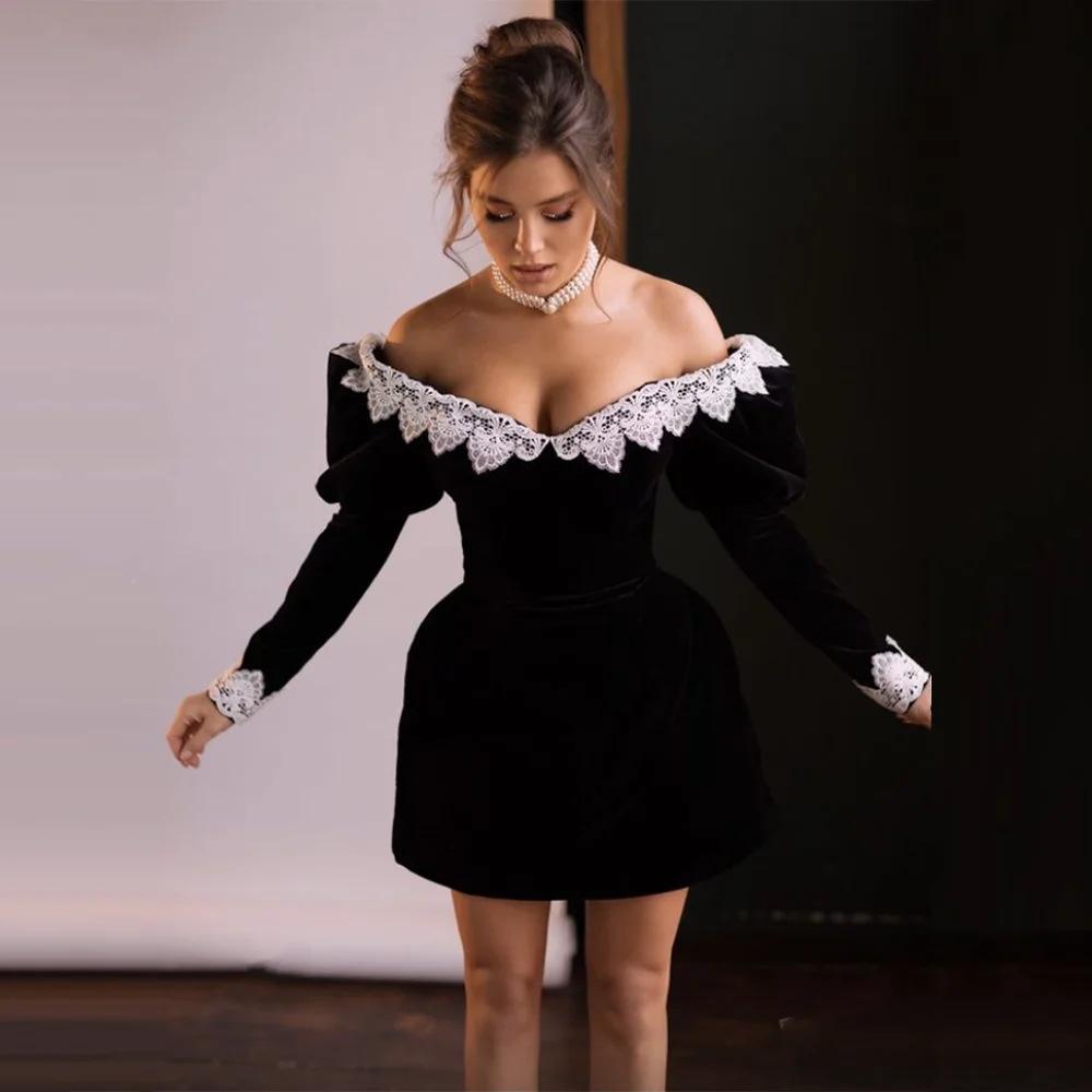 Black Off Shoulder Velvet Short Evening Dresses 2023 Long Sleeves Lace Mini Cocktail Dresses Open Back Formal Robes De Soirée