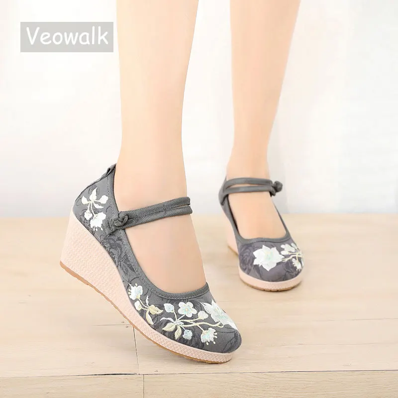 Veowalk Women Comfortable  Jacquard 7cm Wedge Platform Shoes Flowers Embroidered Ladies Casual Pumps Vintage Soft High Heels