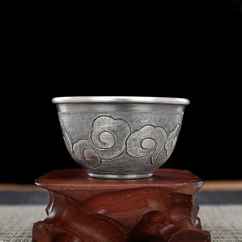 

Silver tea cup sterling silver 999 handmade engraved retro style Chinese household kung fu sterling silver small cup