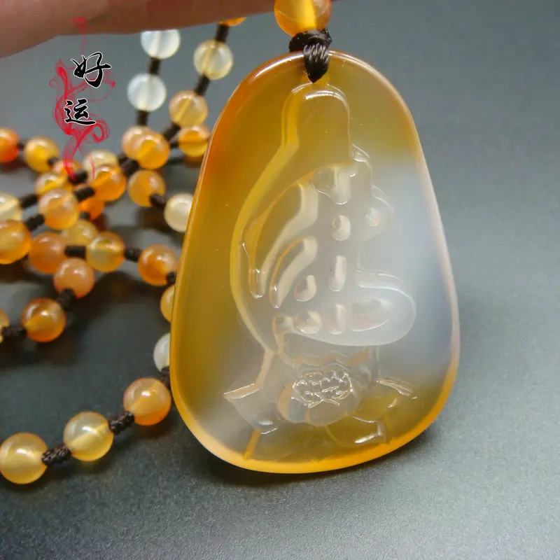 

Admirable agate Carven Buddhism meditate Pendant chalcedony spirit blessing Amulet Hanging Mala bead Necklace