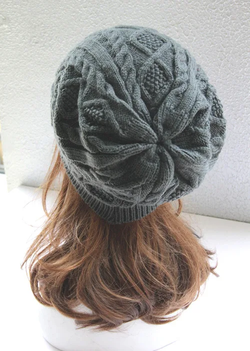 Hot New Product Winter Women\'s Knitted Hat Beanie Women\'s Autumn Warm Skull Hat