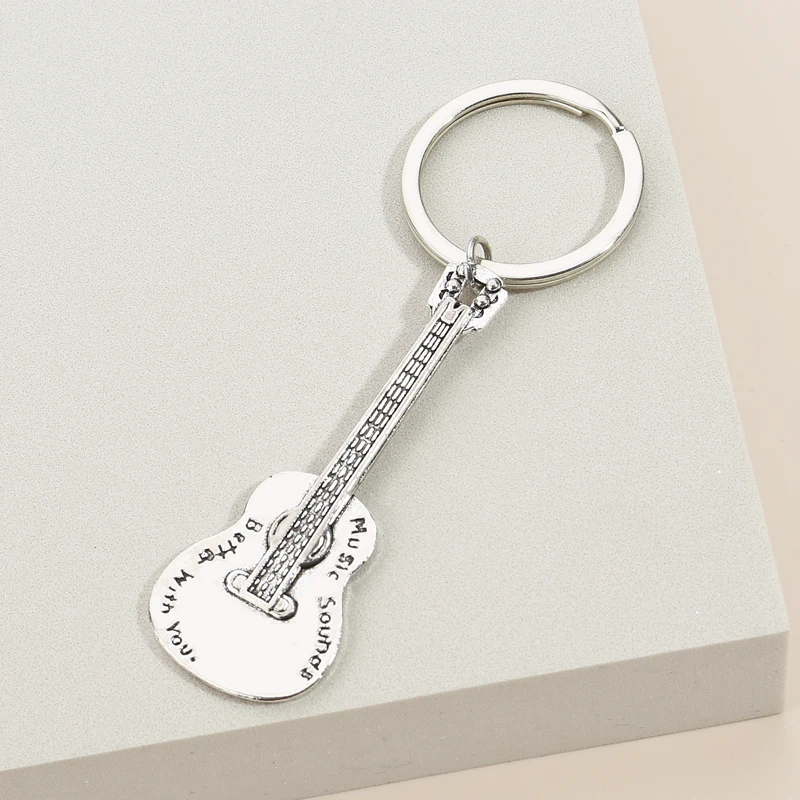 New Voice Keychain Guitar Key Ring Musical Instruments Key Chains Star Artist Gifts For Women Men Rock Punk Jewerly Handmade