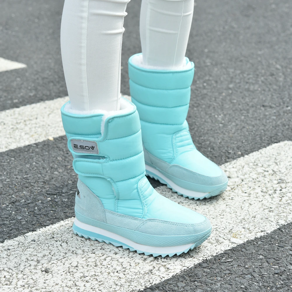 Winter warm thick ladies short boots non-slip waterproof snow cotton flat bottom plus velvet cotton shoes tube female snow boots