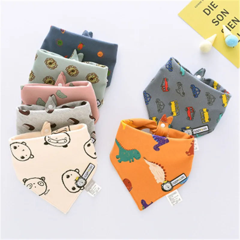 

4pcs/lot Baby Bibs Triangle scarf Cotton Cartoon Child Bandana Bibs Newborn Absorbent Cloth Bib Boy Girl Triangle baby Scarf