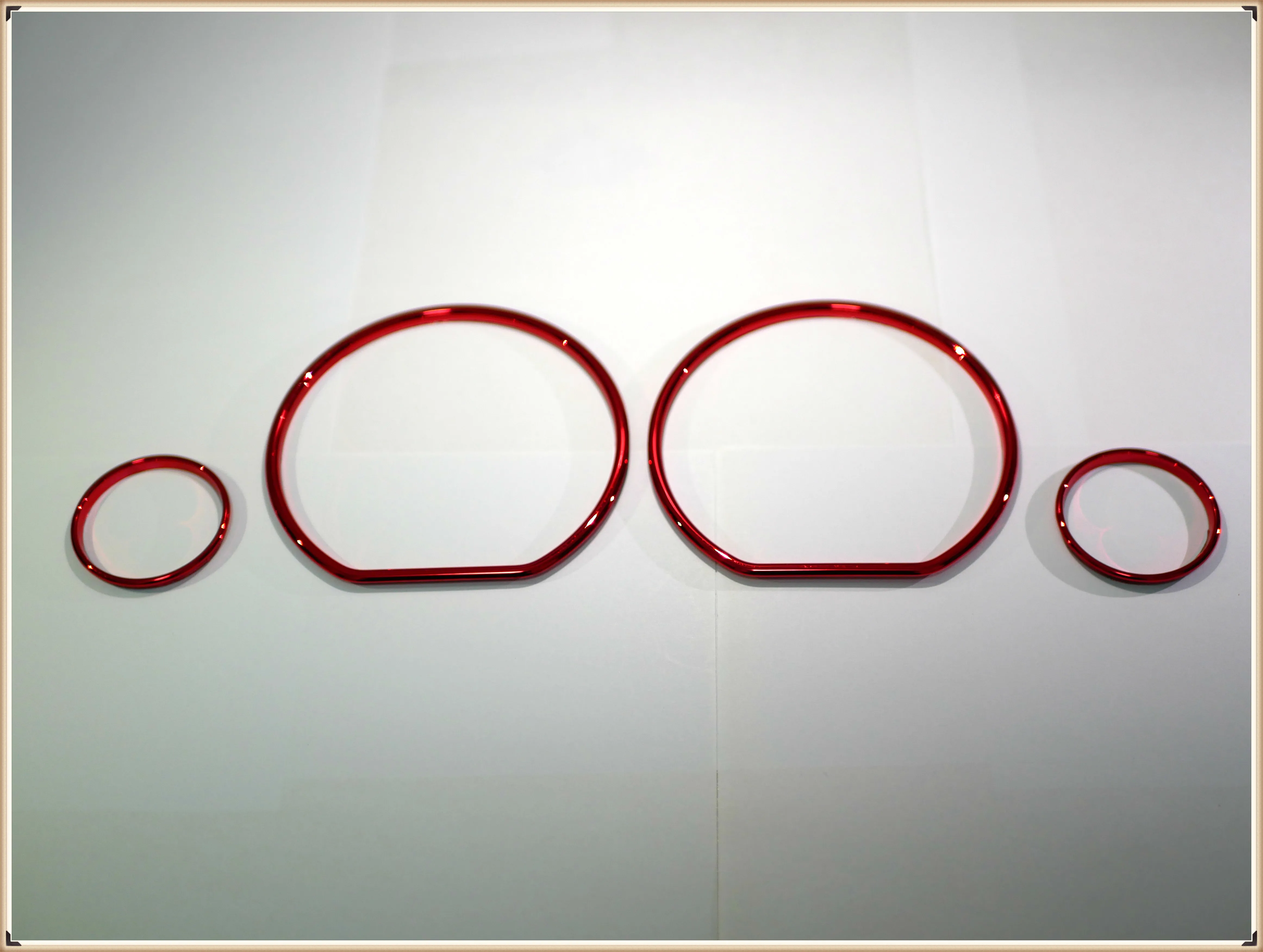 

RED Speedometer Gauge Dial Rings Bezel Trim Chrome Tacho Rings for VW Golf MK3 (93-98) / VW Jetta MK3 / Vento (93-99）