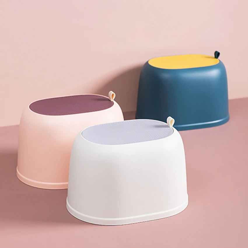 Portable Chair Stool, Thickened and Portable, Lightweight Plastic Stool, Suitable for Bathrooms and Outdoor Use, 1Pc