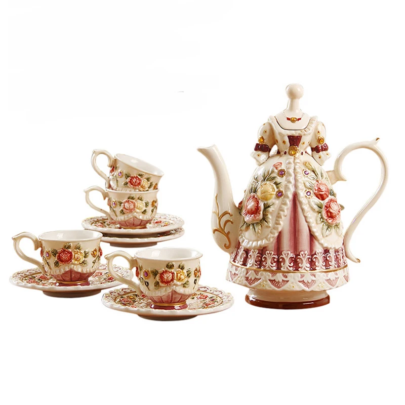 

Ceramic Tea Set European Victorian Tea Pot with Cup Hand-painted Relief Rose Ceramic Coffee Pot Teacup Set Room Decor Teaware