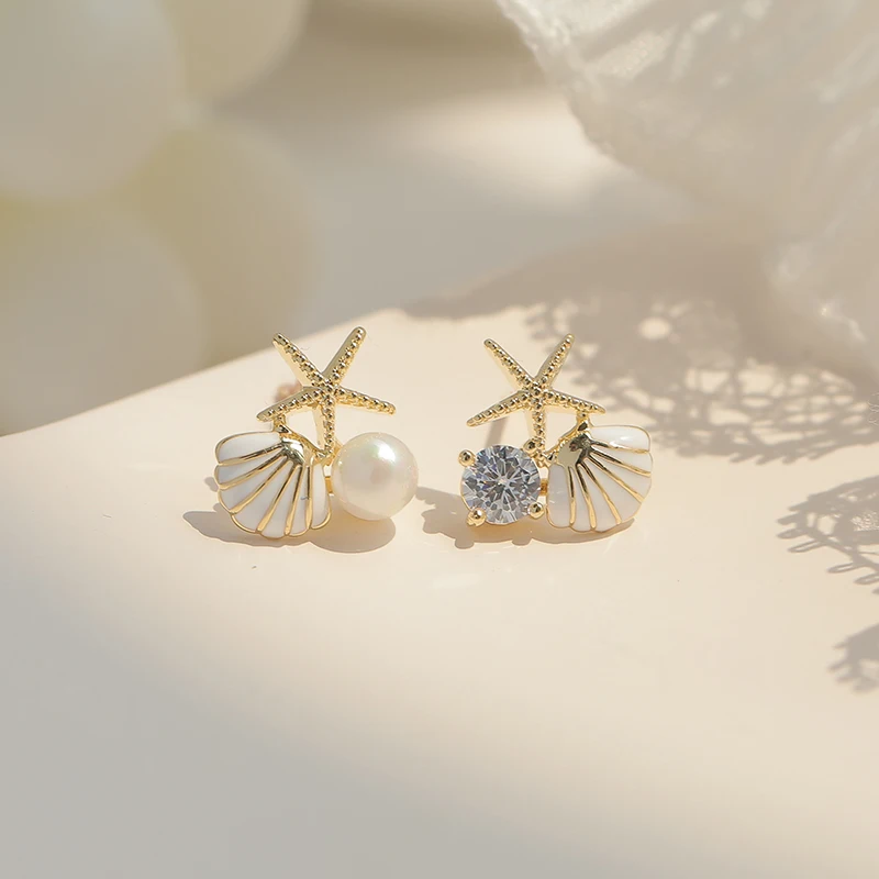 Pendientes de tuerca de concha de estrella de mar para mujer, pendientes pequeños y lindos con perlas de imitación, joyería de boda para banquete de