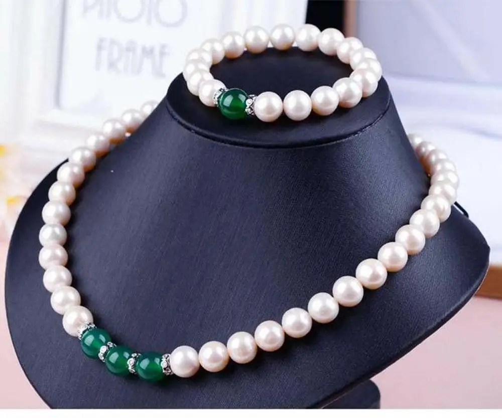 

Natural 8-9MM White Freshwater Cultured Pearl &Green Jade Necklace Bracelet Set