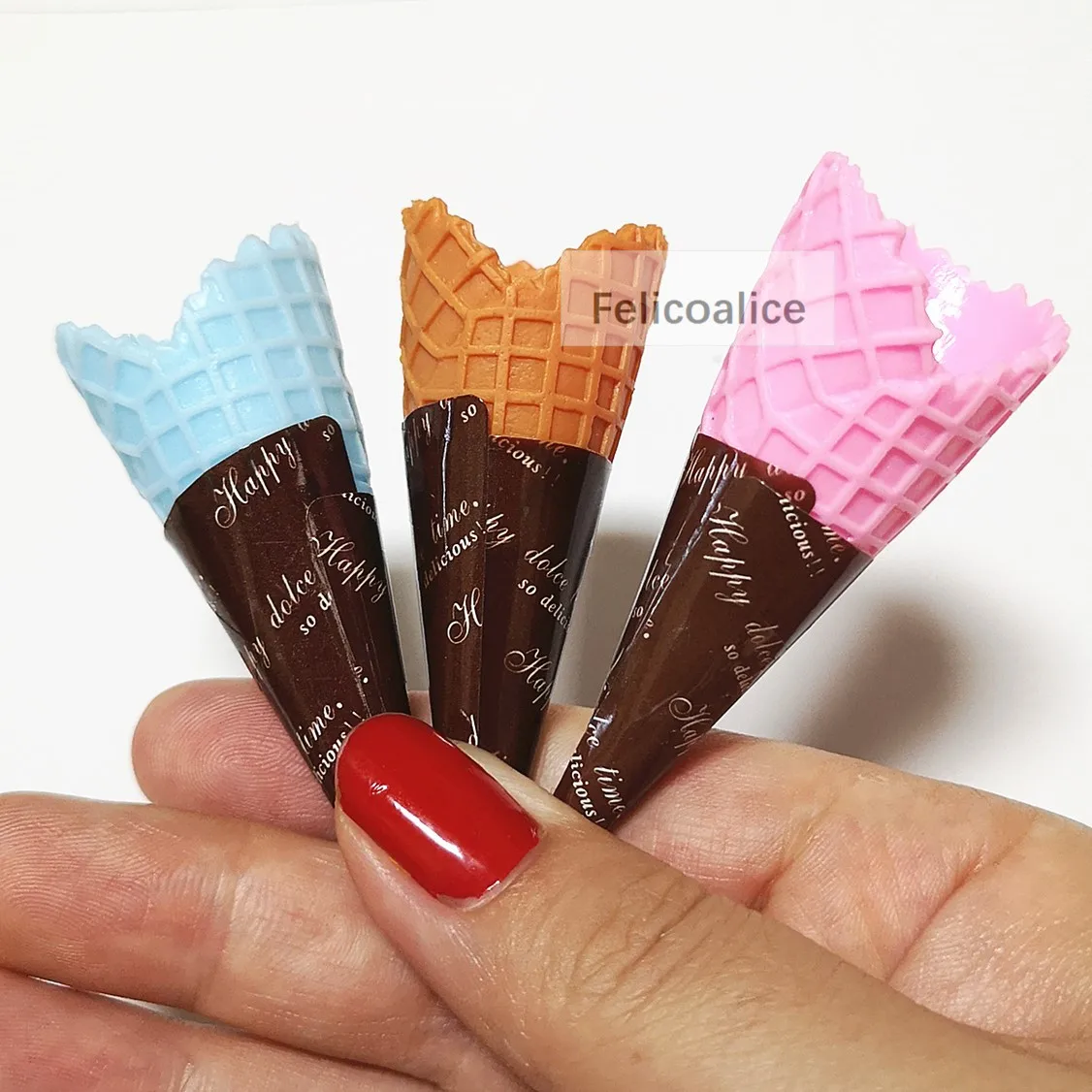 3pcs 7CM 3D Resin Simulation Ice Cream Cone Cabochon Decoration Crafts Miniature Fake Food Embellishments for DIY Scrapbooking