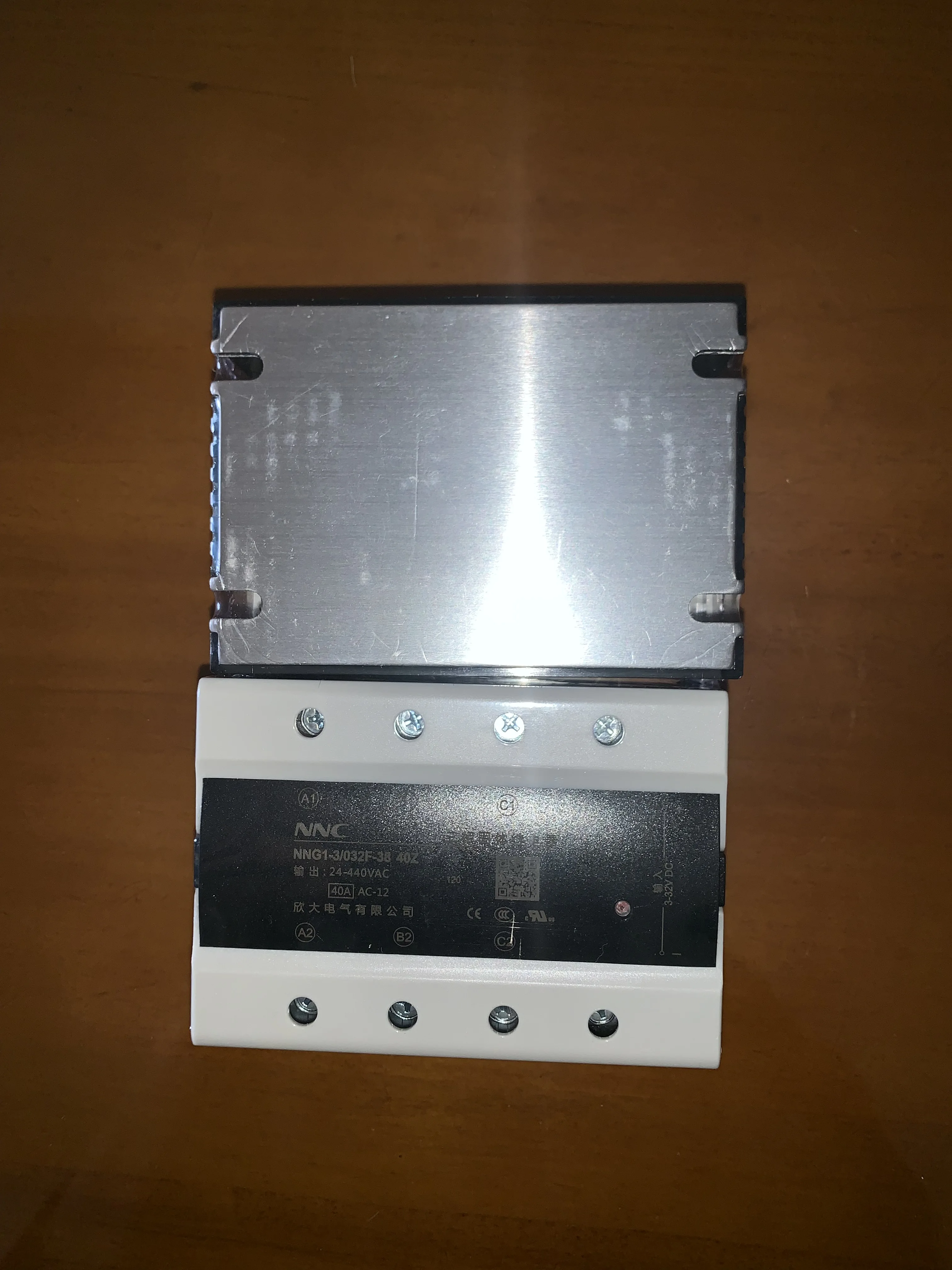 NNC Xinda трехфазное твердотельное реле HHG1 NNG1-3 032F-38 40Z