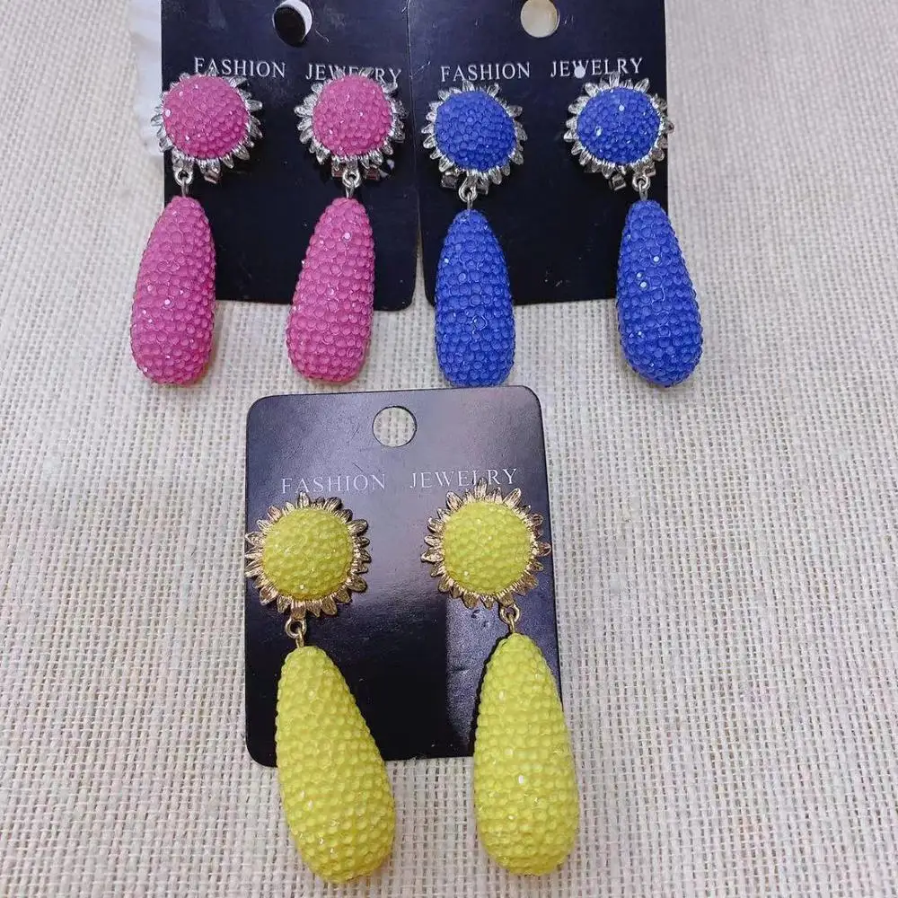 

ZLH New Fashion Candy Color Mix Flower Stud Shiny Pave Rhinestone Teardrop Handing Earrings Drop Dangle Earring For Girl 3pairs