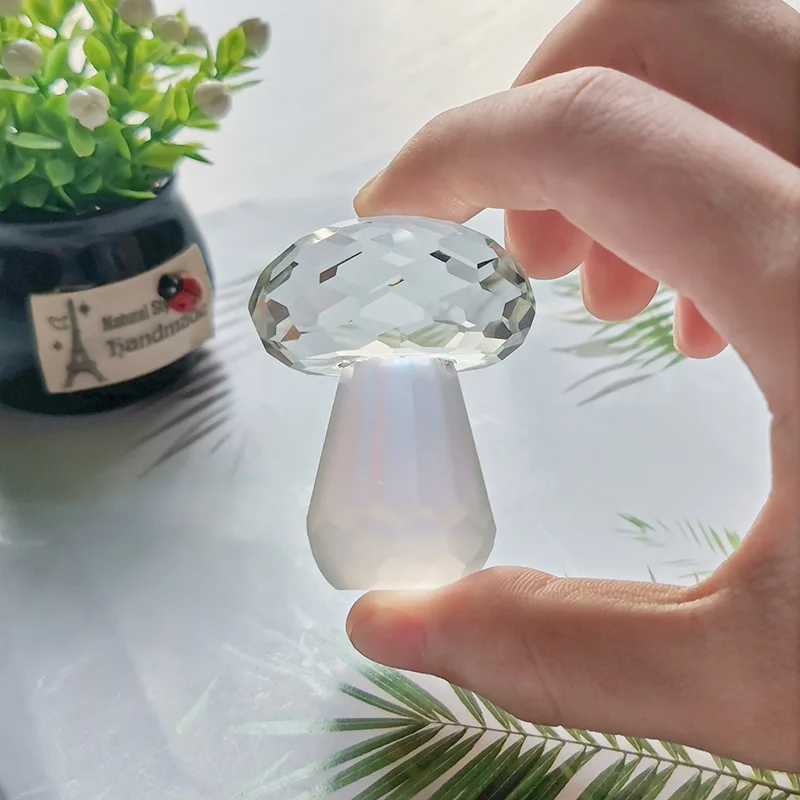 4 Colorful Crystal Mushroom Figurine Ornament Glass Fruit Paperweight Craft Home Table Decor Lady Kids Gift With Gift Box