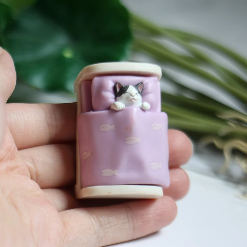 Genuine Bandai Capsule Toys Bulk Goods Cute Cats Backyard Surrounding Anime Hand-made Ornaments Cartoon Doll Figure Toys