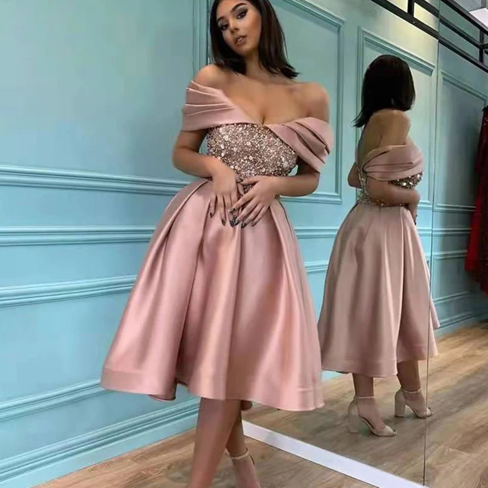 Pink Satin Shinny Sequins Evening Dresses Off Shoulder V-Neck A-line Tea Length Prom Gown Blackless robes de soirée فساتين الس