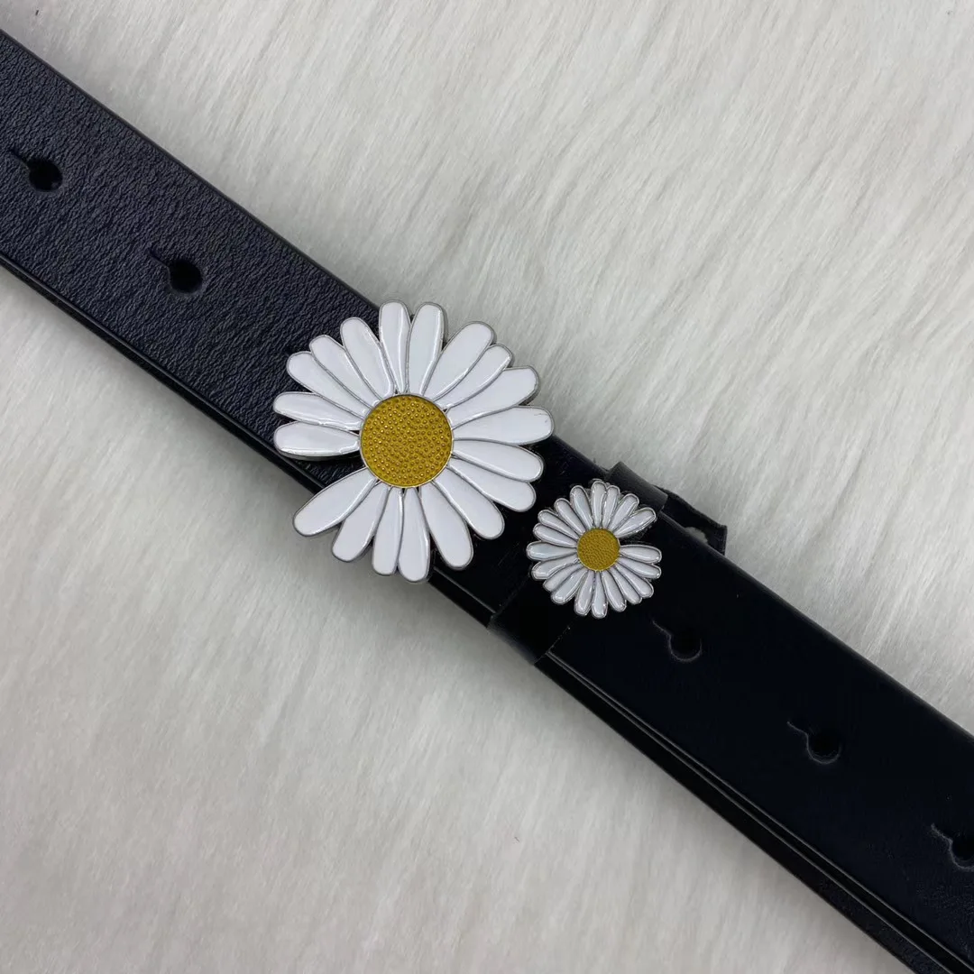 Small Daisy PU ladies Belt Alloy Fashion Simple Trend Decoration Thin Belt Korean Version with skirt Shirt Waist Belt